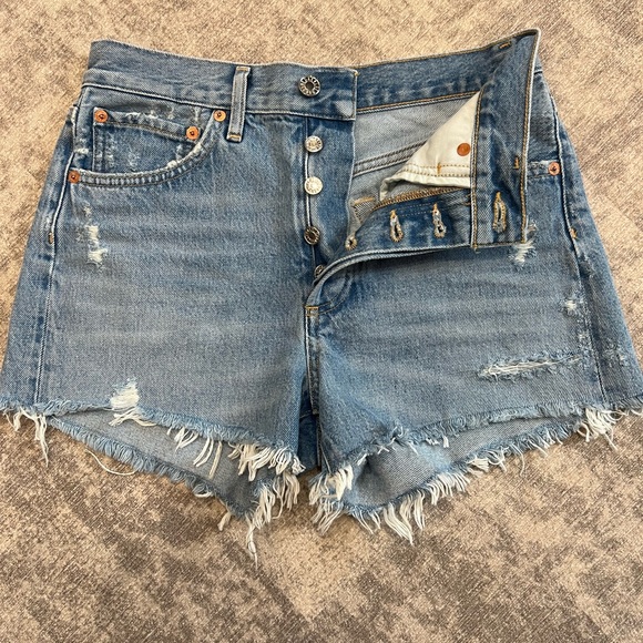 NWT AGOLDE Parker shorts - Picture 2 of 2